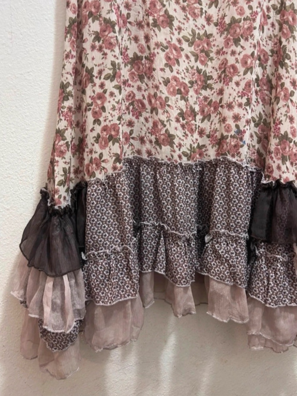 Cecico Bohemian Tunic Top Multi Layer Ruffles Cottagecore Large Roses - Picture 6 of 9